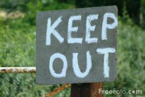 07_17_40-keep-out-sign_web
